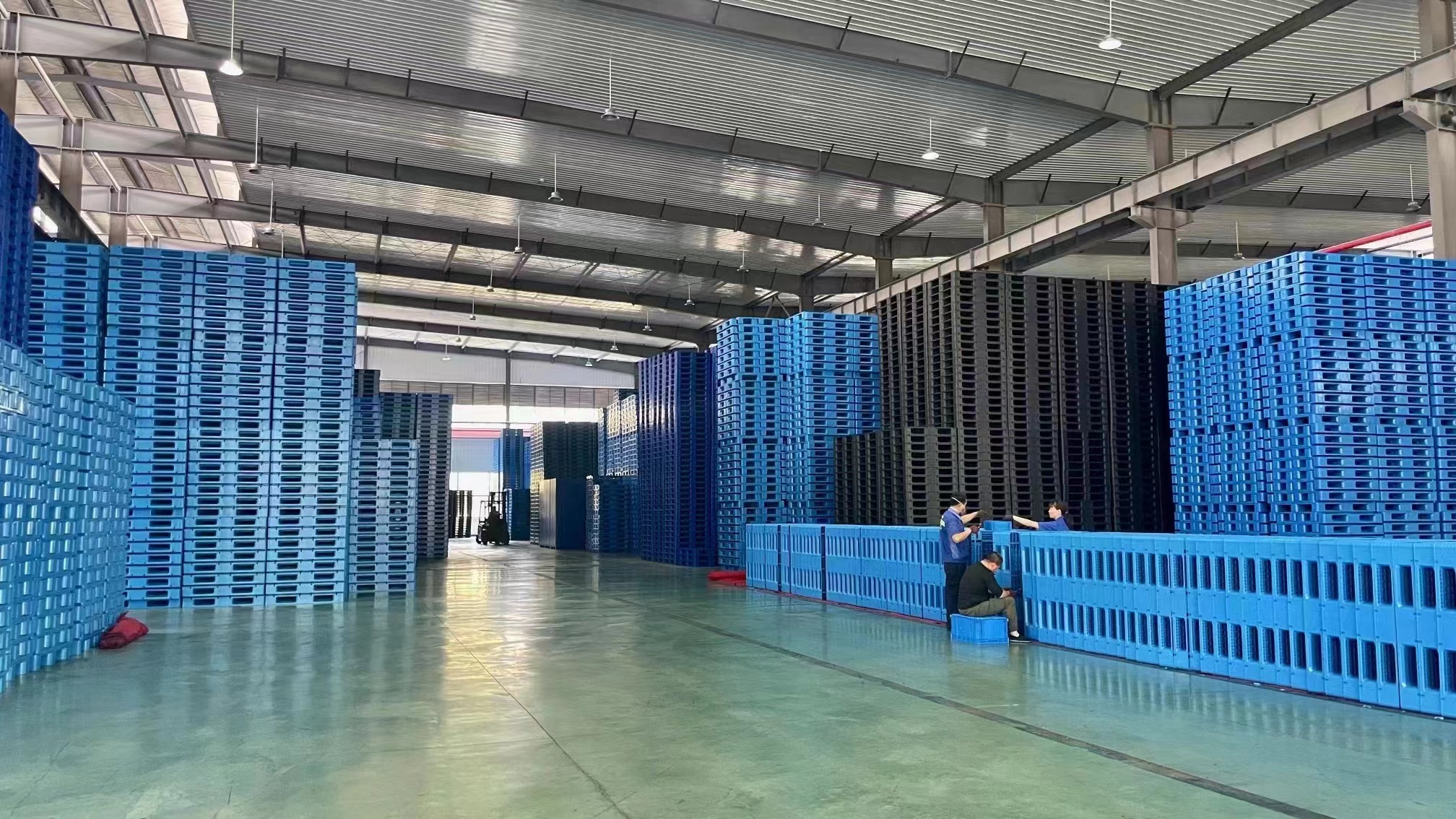 江苏华亿（中国）官方组织员工赴重庆力优分厂参观学习